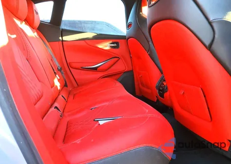 2021 Aston Martin Dbx z USA, uszkodzony, nr VIN SCFVUJAW0MTV03004